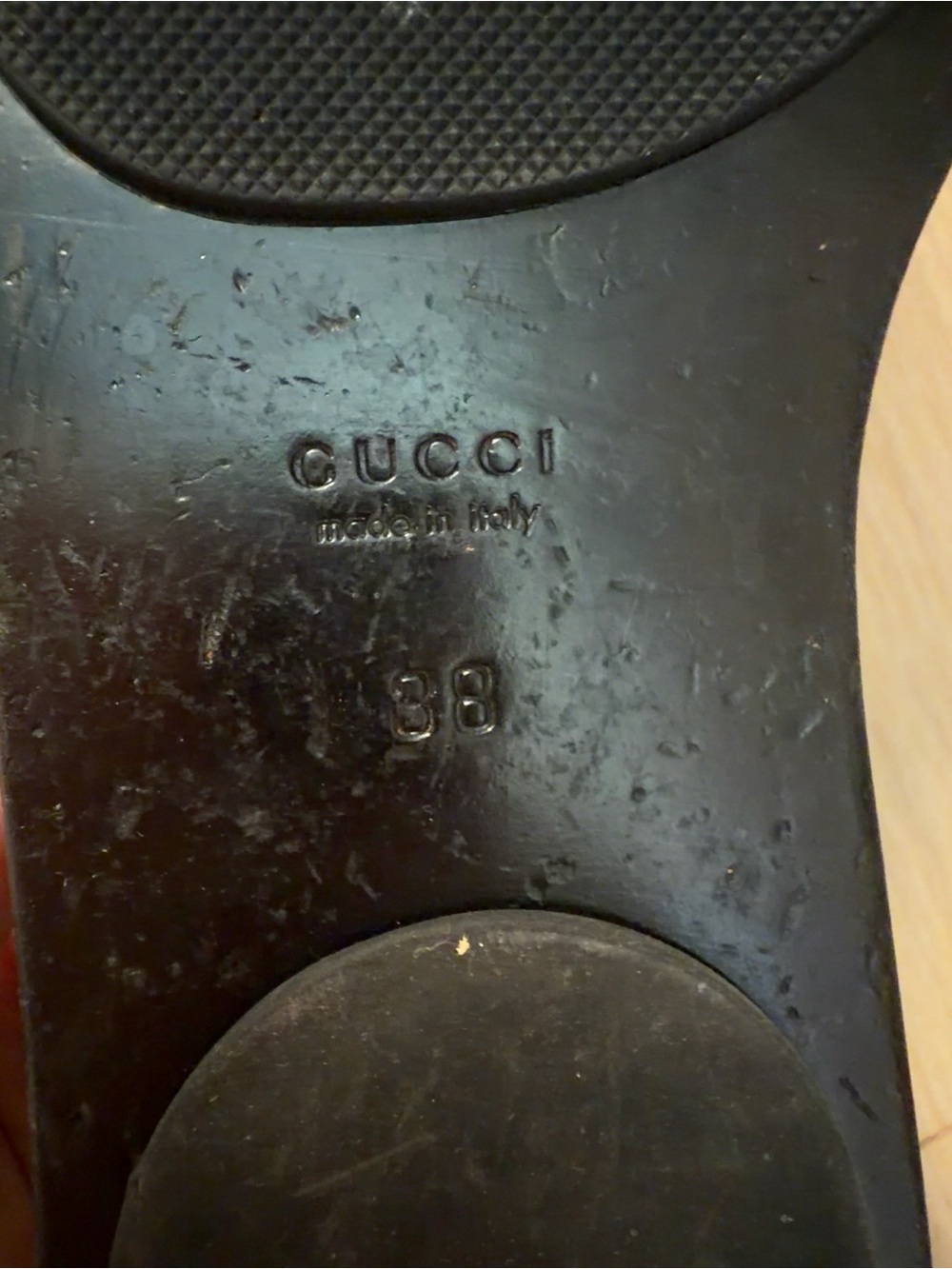 Marmont GG Leather Thong Sandals - Picture 5 of 5